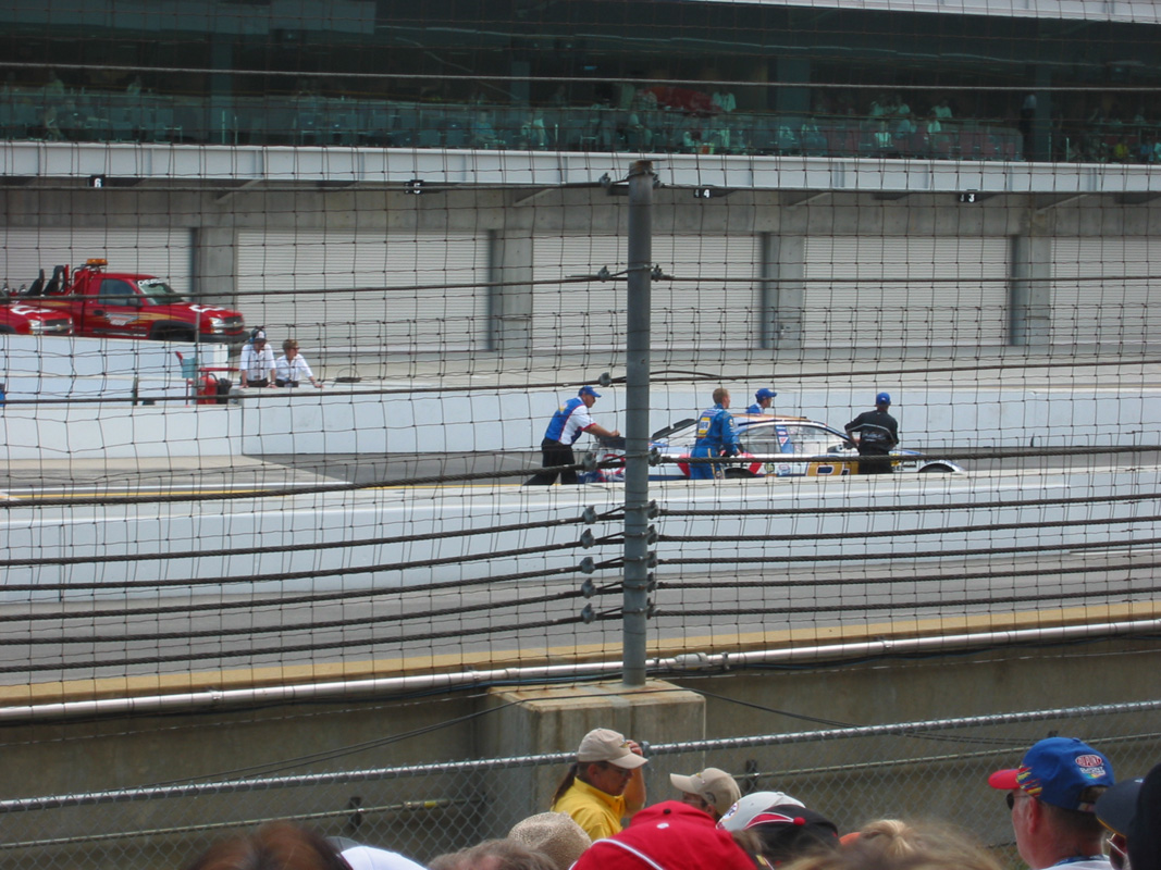 Brickyard 2003 02 - Andretti Car to start