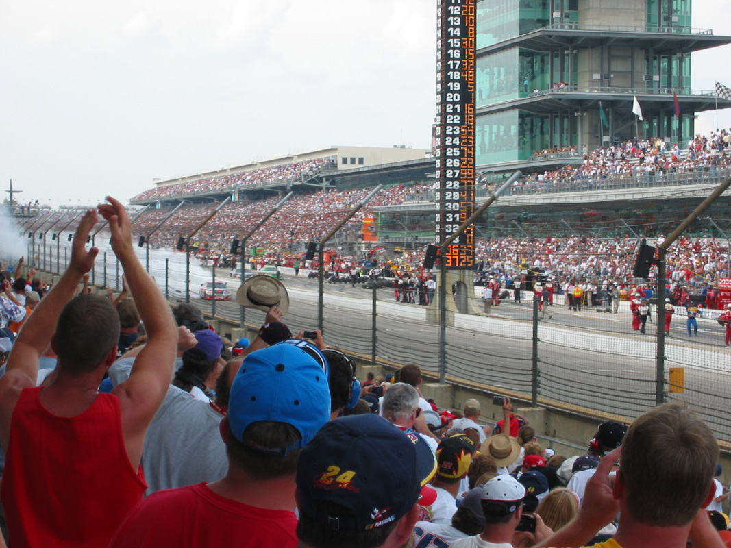 Brickyard 2003 39 - Harvick massive burnout