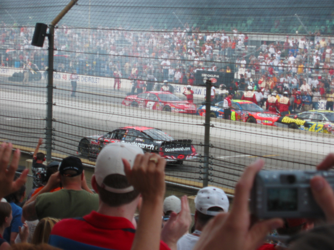 Brickyard 2003 43 - Harvick going to victory lane